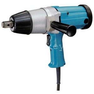 Гайковерт MAKITA 6906 Гайковерт MAKITA 6906 фото